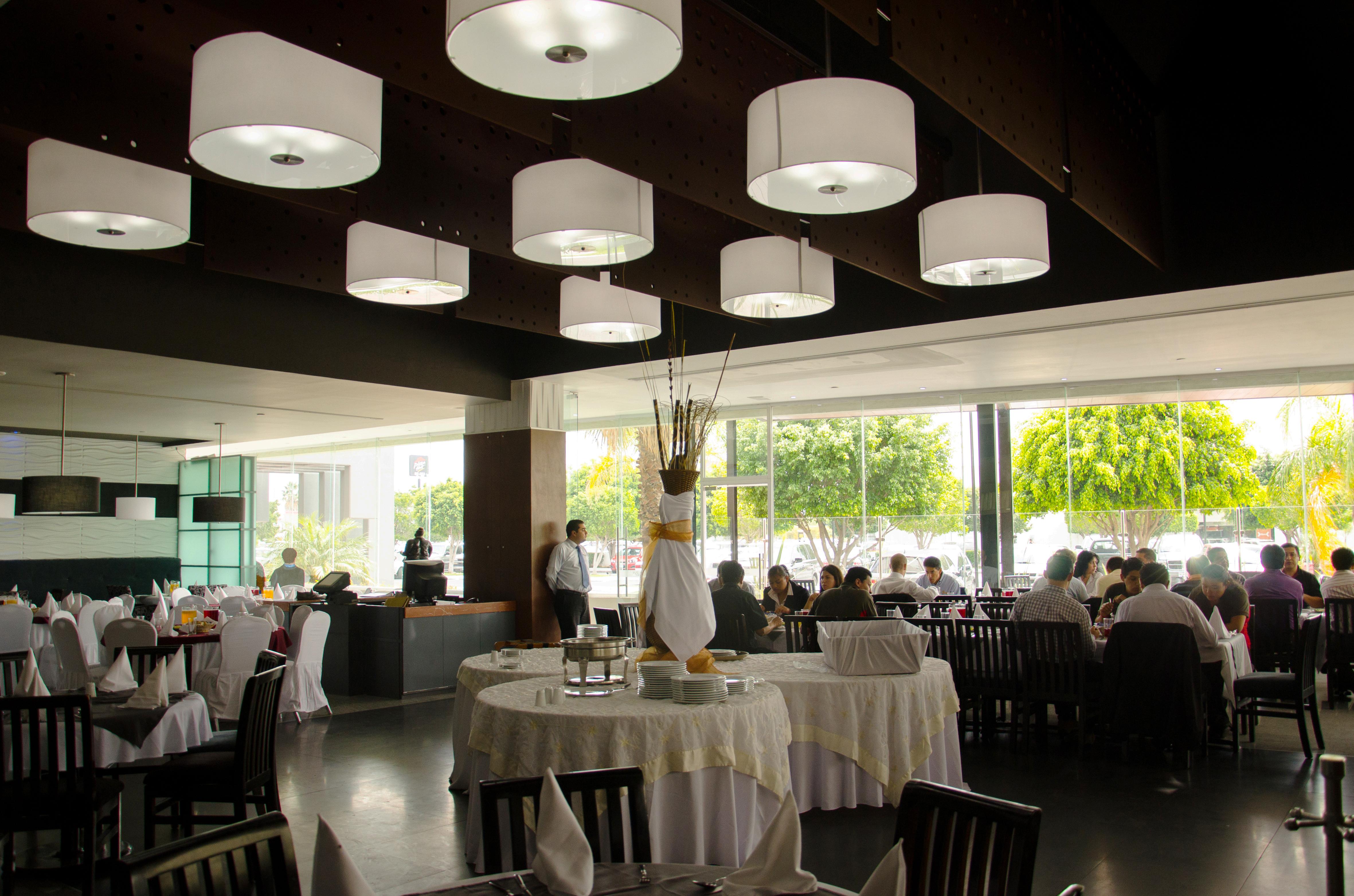 Casa Inn Business Hotel Celaya Экстерьер фото