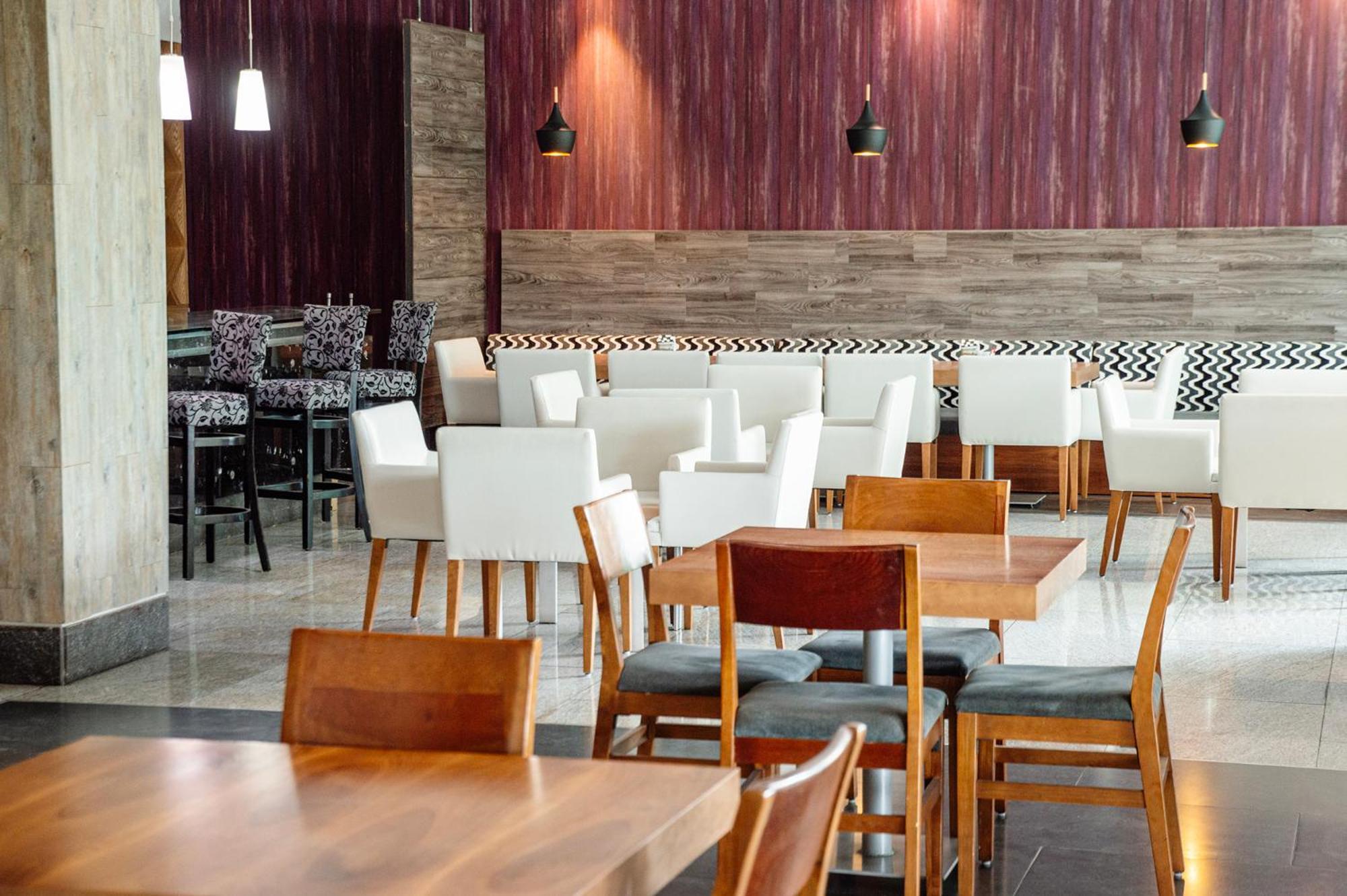 Casa Inn Business Hotel Celaya Экстерьер фото